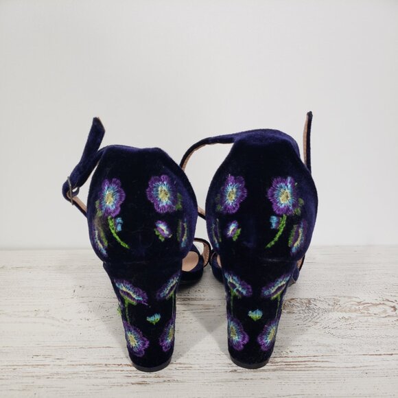 Madden Girl  Purple Velvet  Embroidered Floral Open Toe Heels  Behave  Size 10 - Picture 7 of 8